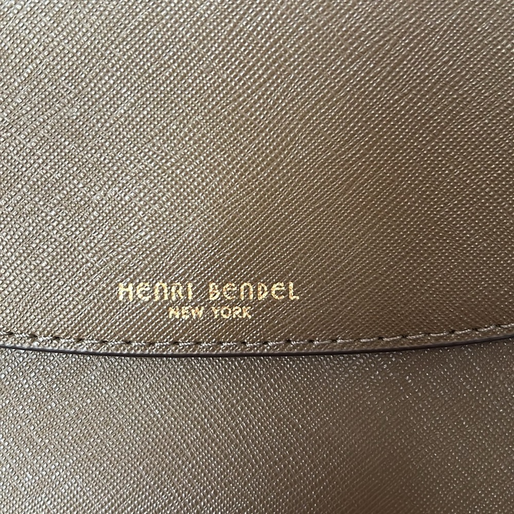Henri Bendel 2-in-1 Crossbody Bag-NWOT - Picture 10 of 16